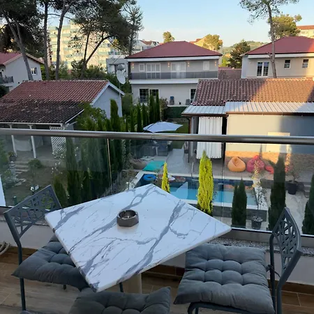 Golem, Durres Beachside Family Apartamento