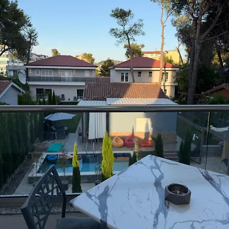 Golem, Durres Beachside Family Apartamento